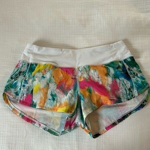 Lululemon Size 4 Speed ups *Limited edition color* *2.5 inseam*